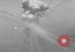 Immagine di Attacco aereo DEGLI STATI UNITI Tobera Airdrome Papua nuova Guinea, 1944, secondo 35 filmato di repertorio 65675079840