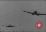 Image Les combattants allemands attaquent les Russes Union soviétique, 1943, de la seconde 20 séquences d'archives historiques vidéo 65675079858