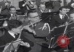 Image John F Kennedy March performance San Sebastian Espagne, 1964, de la seconde 20 séquences d'archives historiques vidéo 65675079859