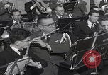 Image John F Kennedy March performance San Sebastian Espagne, 1964, de la seconde 24 séquences d'archives historiques vidéo 65675079859