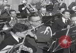 Image John F Kennedy March performance San Sebastian Espagne, 1964, de la seconde 33 séquences d'archives historiques vidéo 65675079859