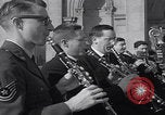Image John F Kennedy March performance San Sebastian Espagne, 1964, de la seconde 50 séquences d'archives historiques vidéo 65675079859