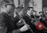 Image John F Kennedy March performance San Sebastian Espagne, 1964, de la seconde 52 séquences d'archives historiques vidéo 65675079859