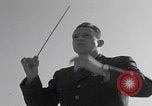Image John F Kennedy March performance San Sebastian Espagne, 1964, de la seconde 54 séquences d'archives historiques vidéo 65675079859