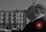 Immagine di Gruppo da concerto spagnolo USAFE JFK March San Sebastian Spagna, 1964, secondo 18 filmato di repertorio 65675079860