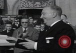 Immagine di Gruppo da concerto spagnolo USAFE JFK March San Sebastian Spagna, 1964, secondo 32 filmato di repertorio 65675079860