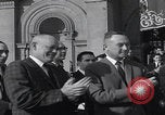 Immagine di Gruppo da concerto spagnolo USAFE JFK March San Sebastian Spagna, 1964, secondo 40 filmato di repertorio 65675079860