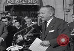 Immagine di Gruppo da concerto spagnolo USAFE JFK March San Sebastian Spagna, 1964, secondo 46 filmato di repertorio 65675079860