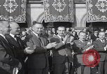Immagine di Gruppo da concerto spagnolo USAFE JFK March San Sebastian Spagna, 1964, secondo 52 filmato di repertorio 65675079860