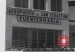 Standbild USAFE Flugzeug San Sebastian San Sebastian Spanien, 1964, aus Sekunde 14 historischem Filmmaterial Videoclip 65675079862