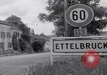 Standbild Avenue John F Kennedy enthüllt Luxemburg, 1964, aus Sekunde 11 historischem Filmmaterial Videoclip 65675079868
