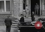 Standbild Avenue John F Kennedy enthüllt Luxemburg, 1964, aus Sekunde 37 historischem Filmmaterial Videoclip 65675079868