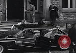 Standbild Avenue John F Kennedy enthüllt Luxemburg, 1964, aus Sekunde 56 historischem Filmmaterial Videoclip 65675079868