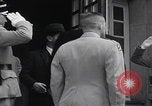 Standbild Avenue John F Kennedy enthüllt Luxemburg, 1964, aus Sekunde 62 historischem Filmmaterial Videoclip 65675079868