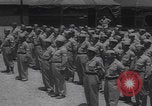 Standbild Italienische Serviceeinheit POW Ingenieure Zweiter Weltkrieg United States USA, 1944, aus Sekunde 17 historischem Filmmaterial Videoclip 65675079912