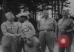 Standbild Italienische Serviceeinheit POW Ingenieure Zweiter Weltkrieg United States USA, 1944, aus Sekunde 26 historischem Filmmaterial Videoclip 65675079912