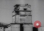 Standbild Segelkiste Shanty Stadt Zweiter Weltkrieg Vereinigtes Königreich, 1944, aus Sekunde 16 historischem Filmmaterial Videoclip 65675079914