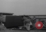 Standbild Segelkiste Shanty Stadt Zweiter Weltkrieg Vereinigtes Königreich, 1944, aus Sekunde 29 historischem Filmmaterial Videoclip 65675079914