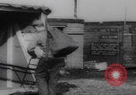 Standbild Segelkiste Shanty Stadt Zweiter Weltkrieg Vereinigtes Königreich, 1944, aus Sekunde 37 historischem Filmmaterial Videoclip 65675079914