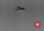 Standbild Neueste Zweiter Weltkrieg-Waffen demonstriert United States USA, 1944, aus Sekunde 41 historischem Filmmaterial Videoclip 65675079915