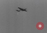 Standbild Neueste Zweiter Weltkrieg-Waffen demonstriert United States USA, 1944, aus Sekunde 42 historischem Filmmaterial Videoclip 65675079915
