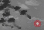 Standbild Neueste Zweiter Weltkrieg-Waffen demonstriert United States USA, 1944, aus Sekunde 52 historischem Filmmaterial Videoclip 65675079915