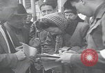 Immagine di Ebrei in arrivo dall'Europa Palestina, 1947, secondo 7 filmato di repertorio 65675079963