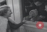 Immagine di Ebrei in arrivo dall'Europa Palestina, 1947, secondo 20 filmato di repertorio 65675079963