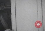 Immagine di Ebrei in arrivo dall'Europa Palestina, 1947, secondo 23 filmato di repertorio 65675079963
