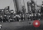 Standbild Haim Arlosorov Einwanderungsschiff Palästina, 1947, aus Sekunde 10 historischem Filmmaterial Videoclip 65675079964
