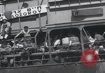 Standbild Haim Arlosorov Einwanderungsschiff Palästina, 1947, aus Sekunde 14 historischem Filmmaterial Videoclip 65675079964