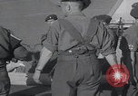 Standbild Haim Arlosorov Einwanderungsschiff Palästina, 1947, aus Sekunde 20 historischem Filmmaterial Videoclip 65675079964