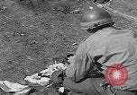 Immagine di Le truppe degli Stati Uniti cercano i prigionieri Zerf Germania, 1945, secondo 8 filmato di repertorio 65675079998
