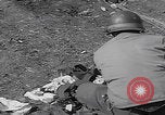 Immagine di Le truppe degli Stati Uniti cercano i prigionieri Zerf Germania, 1945, secondo 10 filmato di repertorio 65675079998