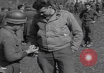 Immagine di Le truppe degli Stati Uniti cercano i prigionieri Zerf Germania, 1945, secondo 17 filmato di repertorio 65675079998