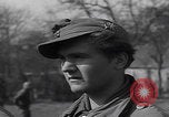 Immagine di Le truppe degli Stati Uniti cercano i prigionieri Zerf Germania, 1945, secondo 47 filmato di repertorio 65675079998