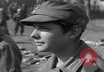 Immagine di Le truppe degli Stati Uniti cercano i prigionieri Zerf Germania, 1945, secondo 51 filmato di repertorio 65675079998
