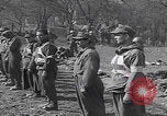 Immagine di Le truppe degli Stati Uniti cercano i prigionieri Zerf Germania, 1945, secondo 52 filmato di repertorio 65675079998