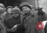 Image 347th troupes du régiment Saint-Hubert Belgique Saint Hubert Belgique, 1945, de la seconde 25 séquences d'archives historiques vidéo 65675080014