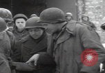 Image 347th troupes du régiment Saint-Hubert Belgique Saint Hubert Belgique, 1945, de la seconde 26 séquences d'archives historiques vidéo 65675080014