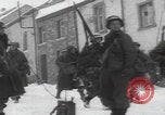 Image 347th troupes du régiment Saint-Hubert Belgique Saint Hubert Belgique, 1945, de la seconde 40 séquences d'archives historiques vidéo 65675080014