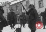 Image 347th troupes du régiment Saint-Hubert Belgique Saint Hubert Belgique, 1945, de la seconde 43 séquences d'archives historiques vidéo 65675080014