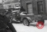Image 347th troupes du régiment Saint-Hubert Belgique Saint Hubert Belgique, 1945, de la seconde 52 séquences d'archives historiques vidéo 65675080014