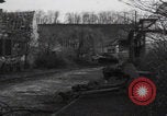 Standbild US-Truppen Panzer Weisweiler Deutschland Weisweiler Deutschland, 1944, aus Sekunde 9 historischem Filmmaterial Videoclip 65675080032