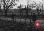 Standbild US-Truppen Panzer Weisweiler Deutschland Weisweiler Deutschland, 1944, aus Sekunde 24 historischem Filmmaterial Videoclip 65675080032