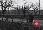 Standbild US-Truppen Panzer Weisweiler Deutschland Weisweiler Deutschland, 1944, aus Sekunde 29 historischem Filmmaterial Videoclip 65675080032