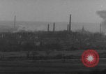 Standbild Volkenrath Deutschland Panzer feuern Zweiter Weltkrieg Volkenrath Deutschland, 1944, aus Sekunde 11 historischem Filmmaterial Videoclip 65675080033