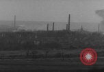 Standbild Volkenrath Deutschland Panzer feuern Zweiter Weltkrieg Volkenrath Deutschland, 1944, aus Sekunde 14 historischem Filmmaterial Videoclip 65675080033
