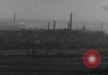 Standbild Volkenrath Deutschland Panzer feuern Zweiter Weltkrieg Volkenrath Deutschland, 1944, aus Sekunde 24 historischem Filmmaterial Videoclip 65675080033