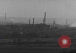 Standbild Volkenrath Deutschland Panzer feuern Zweiter Weltkrieg Volkenrath Deutschland, 1944, aus Sekunde 26 historischem Filmmaterial Videoclip 65675080033